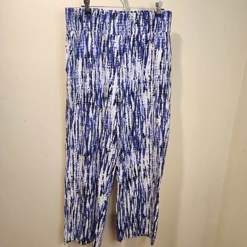 Land 'n Sea Blue and White Patterned Elastic Waisted Linem Blend Pants size M